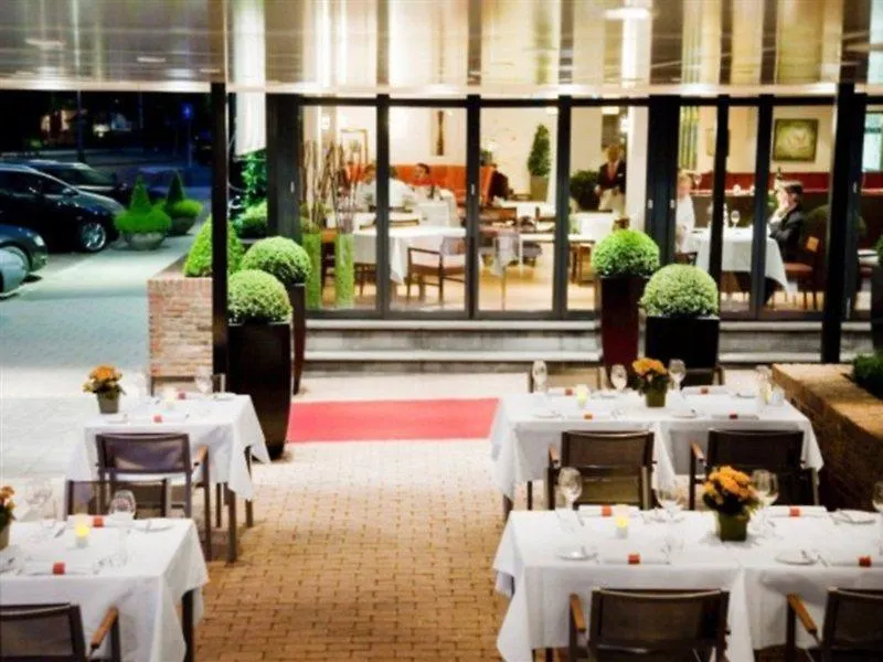 Bilderberg Garden Hotel Amszterdam 5*,