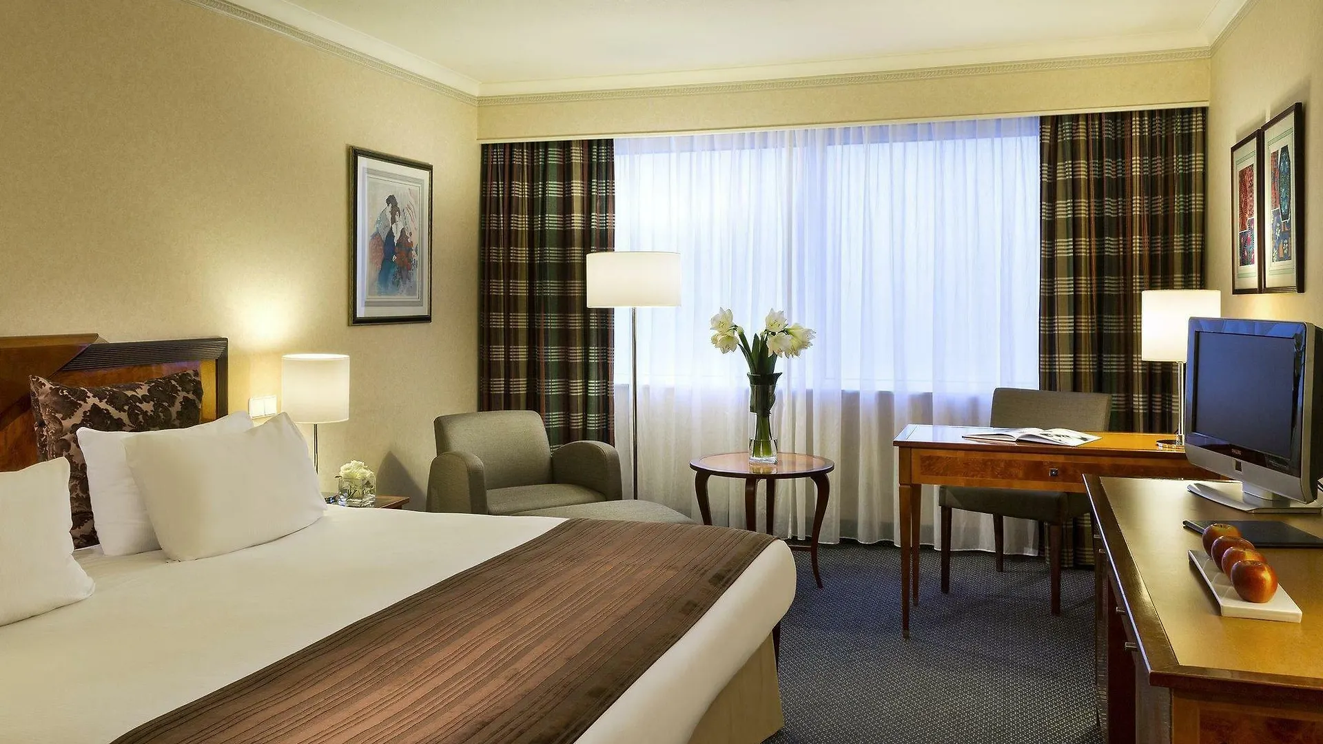 Bilderberg Garden Hotel Amszterdam 5*,